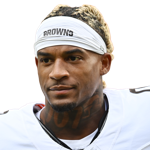 Isaiah Bond